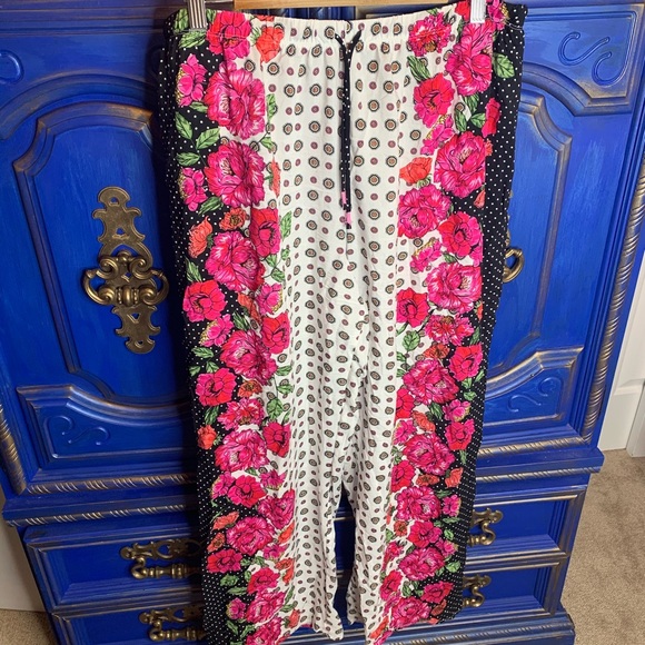 Kensie Other - KENSIE Floral Polka Dot Print Pajama Pants XL